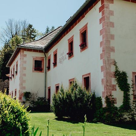 Resla Residence I, Ii, Banská Štiavnica エクステリア 写真
