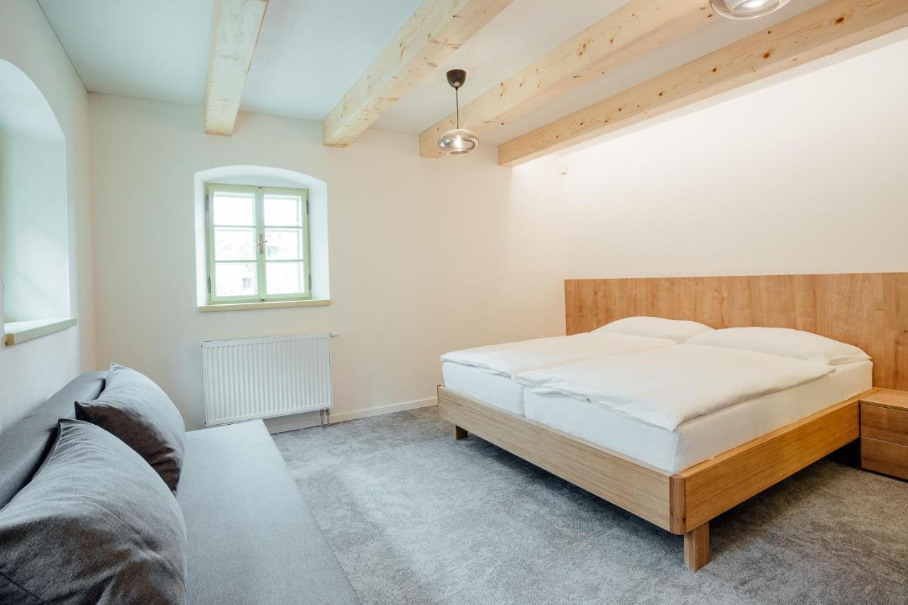 Resla Residence I, Ii, Banská Štiavnica エクステリア 写真