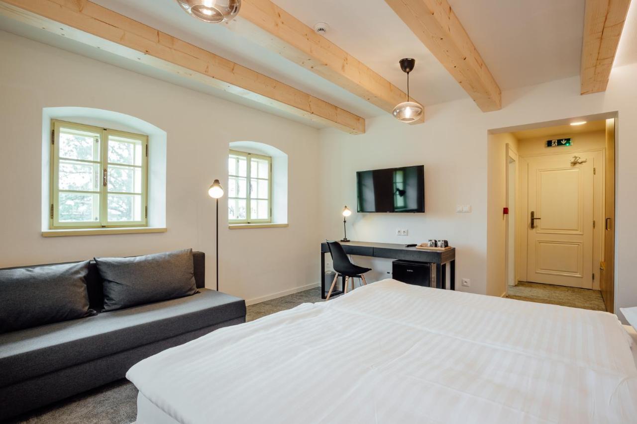 Resla Residence I, Ii, Banská Štiavnica エクステリア 写真