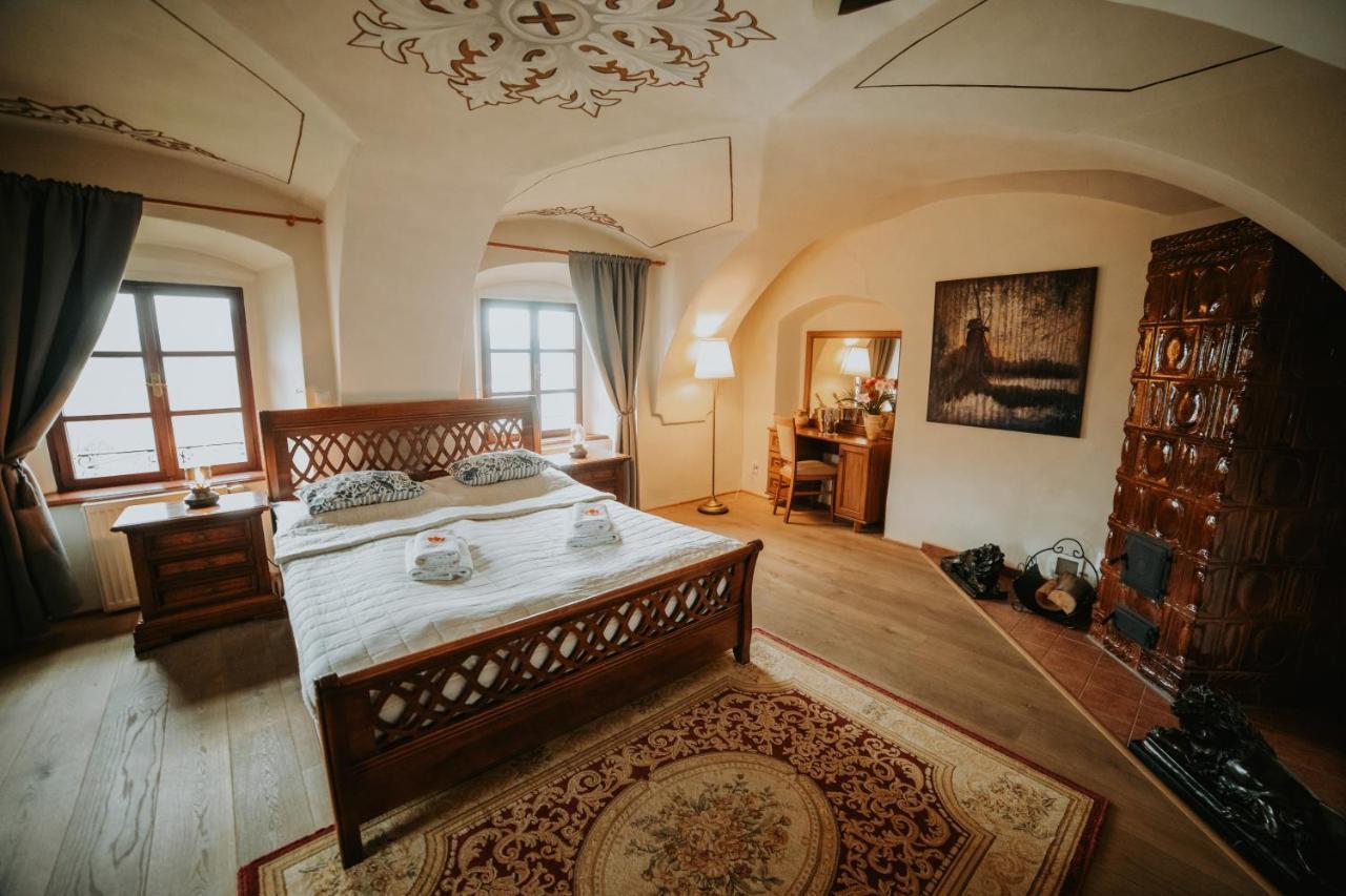 Resla Residence I, Ii, Banská Štiavnica エクステリア 写真