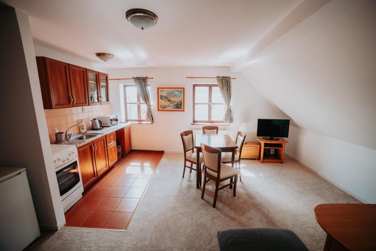 Resla Residence I, Ii, Banská Štiavnica エクステリア 写真