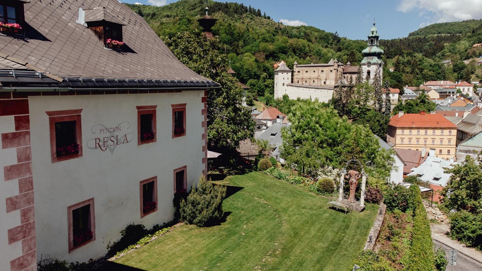 Resla Residence I, Ii, Banská Štiavnica エクステリア 写真