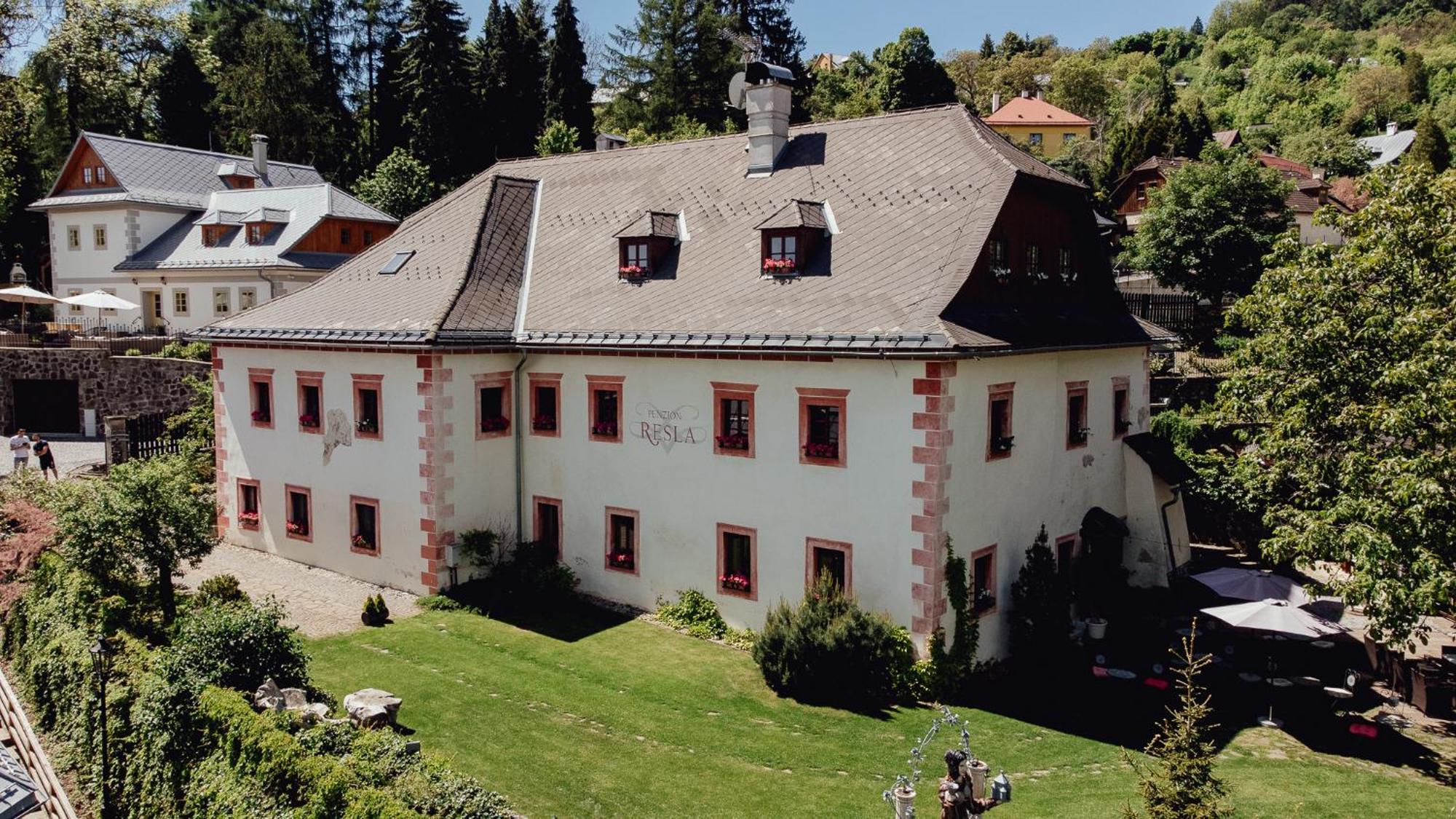 Resla Residence I, Ii, Banská Štiavnica エクステリア 写真